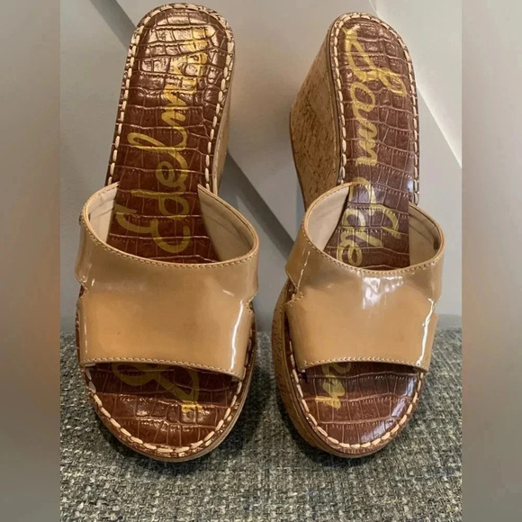 Size 9 Sam Edelman Tan Patent Leather Cork Wedge Platform Sandal - Picture 5 of 6